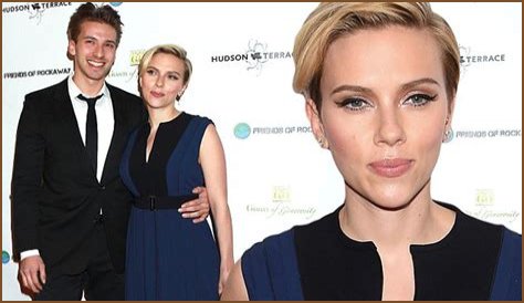 Scarlett Johansson Just Completed the Twin Quiz With Her Twin Brother in Honor of National Twin Day